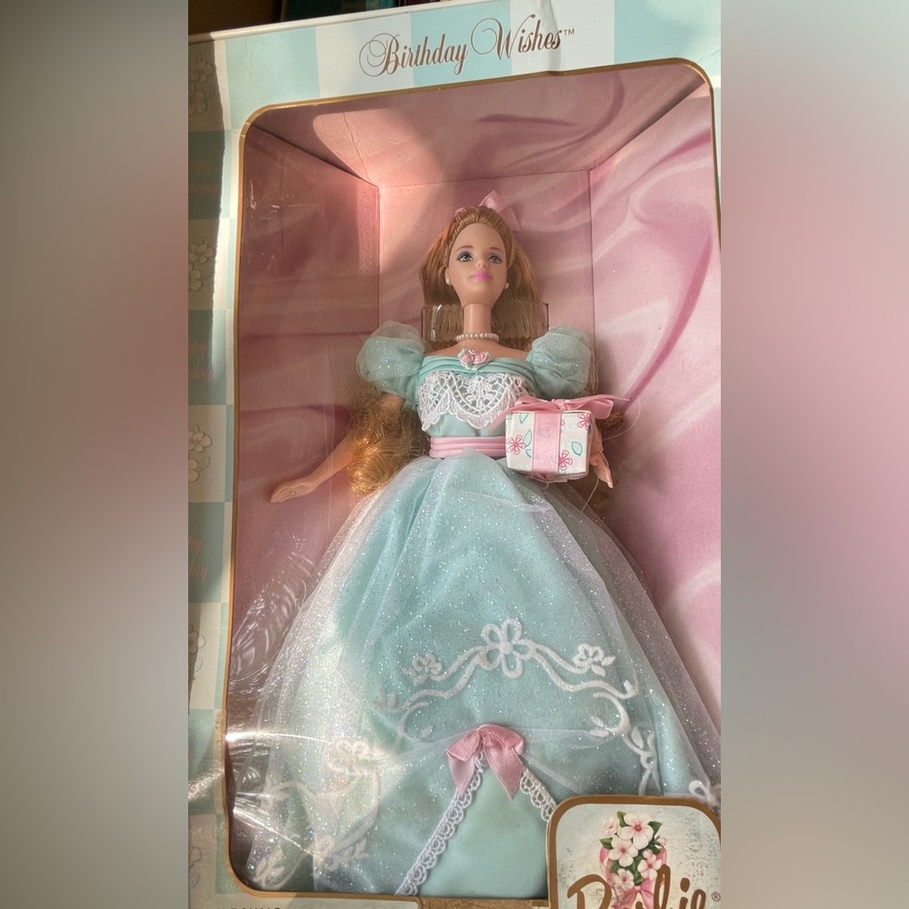 Barbie Birthday Wishes 1999
Beautiful Collector Edition 2nd in series